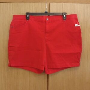 +SZ NWT "Amanda Short" "Red Spark" SZ 20W By Gloria Vanderbilt